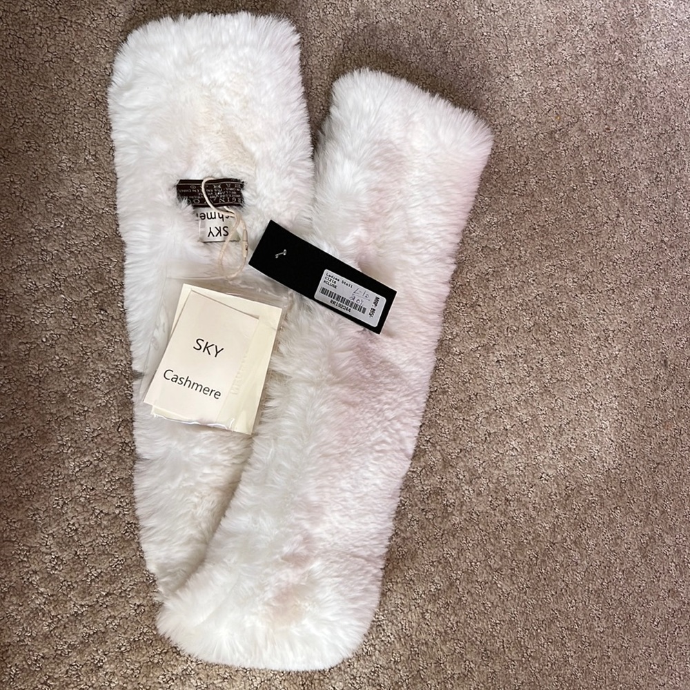 🆕Sky Cashmere 100%Virgin Wool Ladies Stoll Xcluse